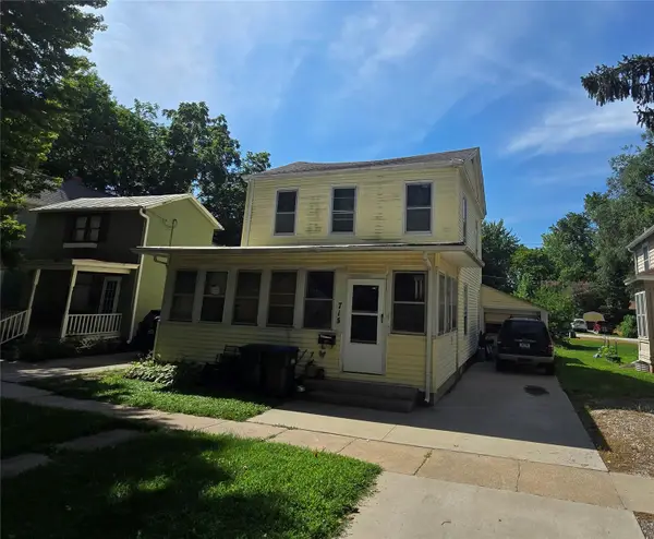 715 E Davenport Street, Iowa City, IA 52245