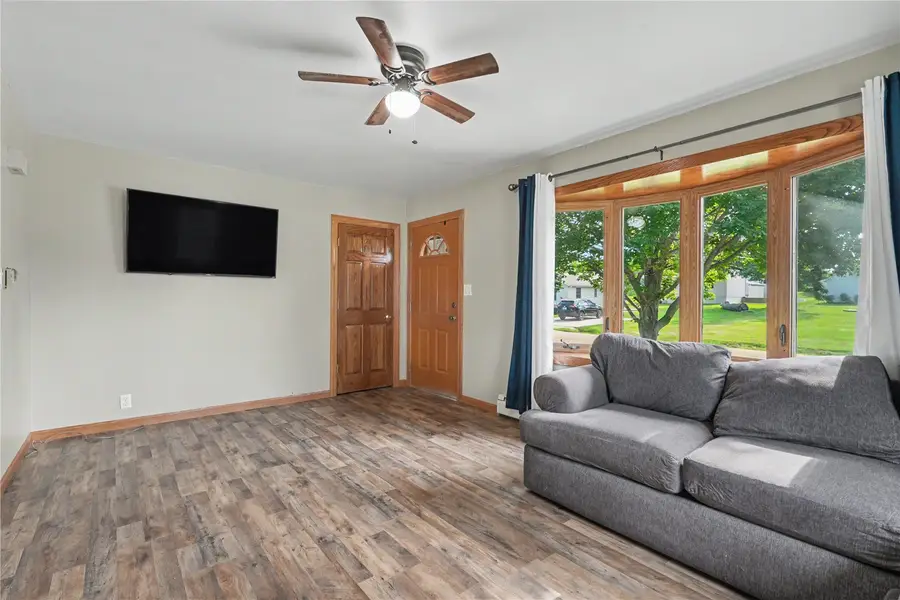 321 Rose Avenue, Swisher, IA 52338 - #3