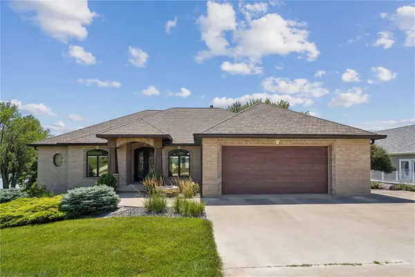 110 Hillcrest Ridge, Montezuma, IA 50171