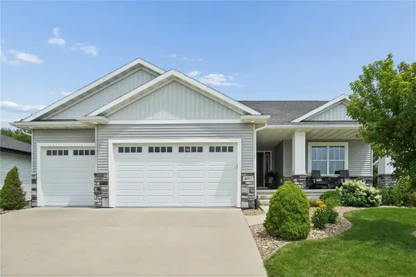 5697 Ridge Stone Lane, Marion, IA 52302