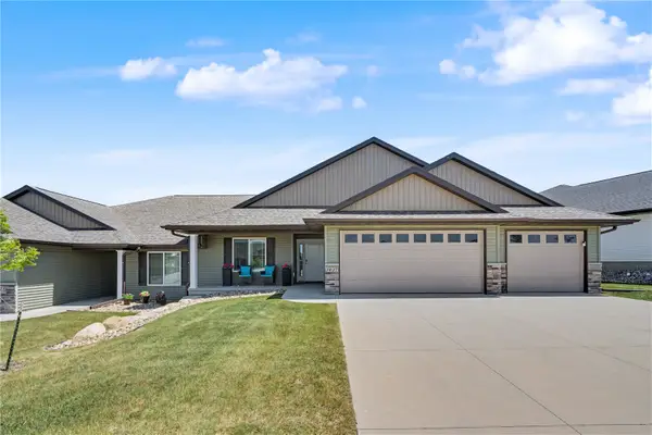 3027 Teton Street Sw, Cedar Rapids, IA 52404