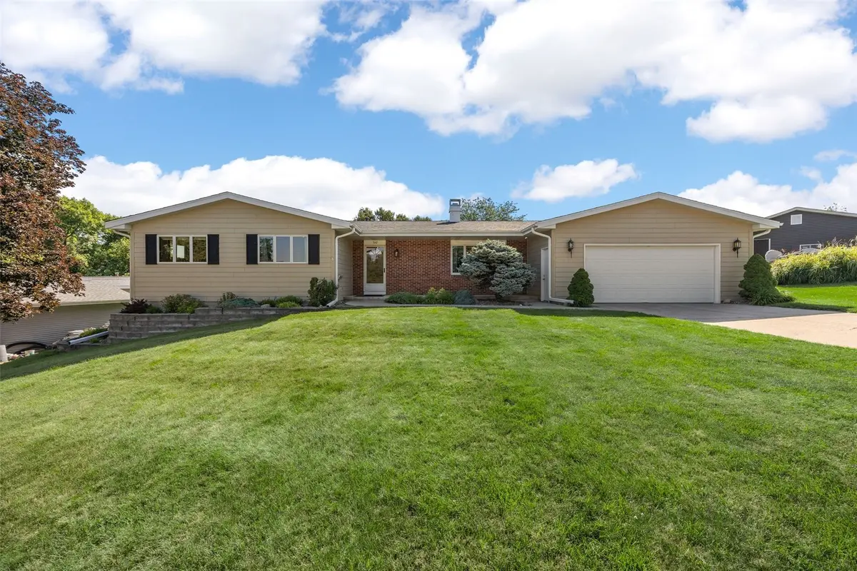 360 Parkland Drive Se, Cedar Rapids, IA 52403 - #1