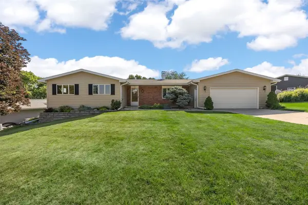 360 Parkland Drive Se, Cedar Rapids, IA 52403