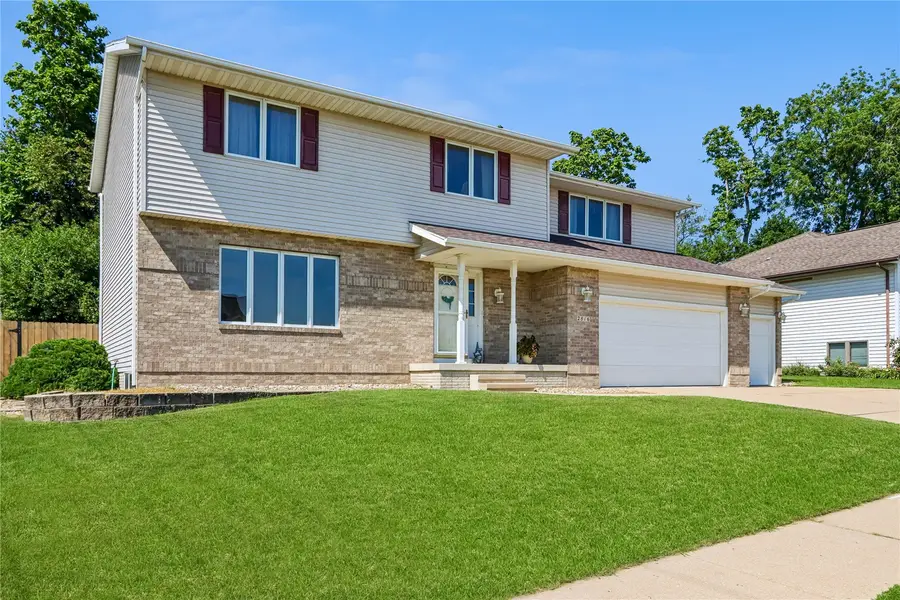 2816 Lancelot Lane Nw, Cedar Rapids, IA 52405 - #2