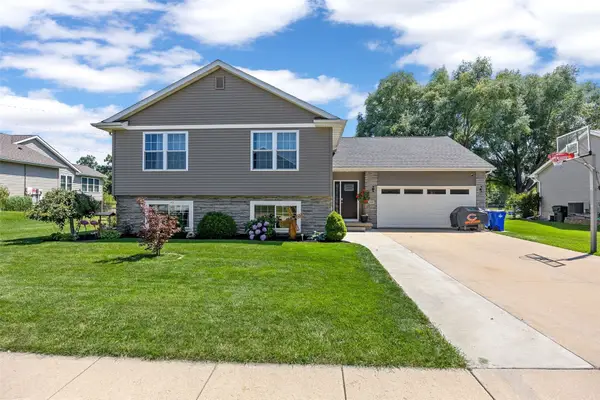 3601 Prairie Creek Road Sw, Cedar Rapids, IA 52404