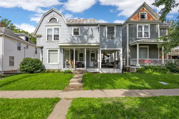217 S Johnson Street, Iowa City, IA 52240