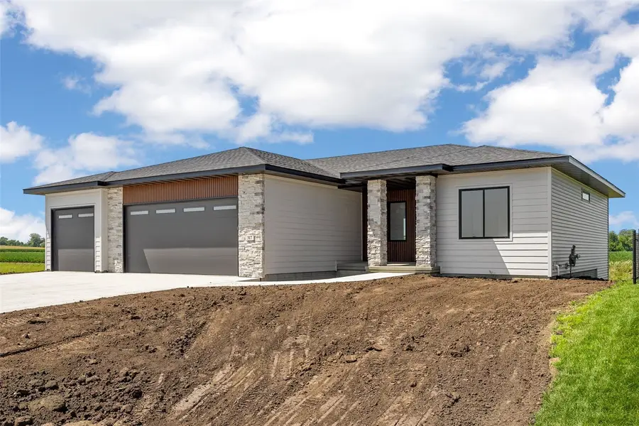 317 Hackberry Drive, Palo, IA 52324 - #3