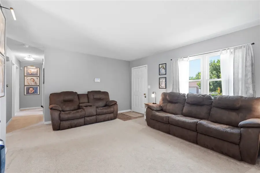 3201 2nd St, Marion, IA 52302 - #3