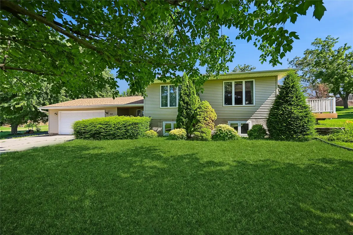 614 Line Street, Norway, IA 52318 - #1