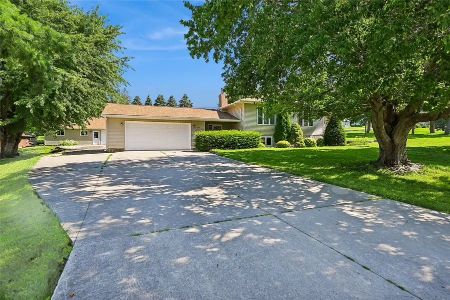 614 Line Street, Norway, IA 52318 - #2