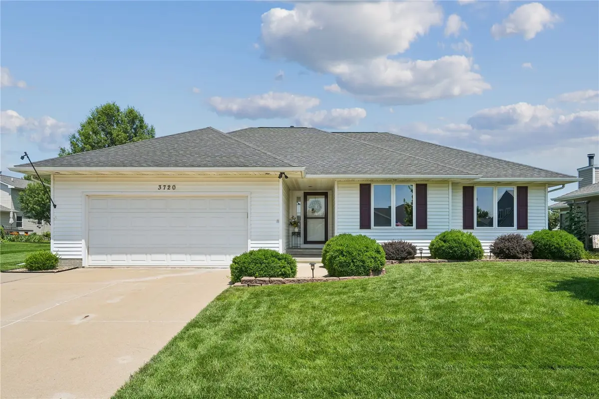 3720 Monarch Avenue, Marion, IA 52302 - #1
