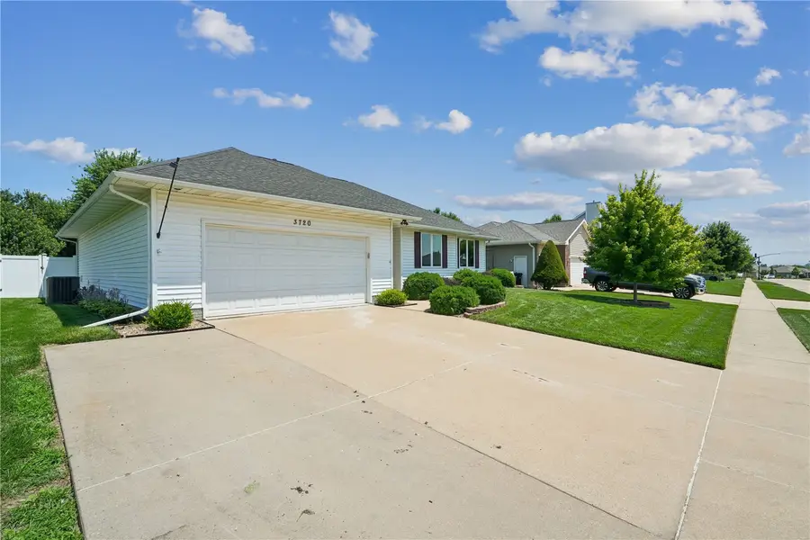 3720 Monarch Avenue, Marion, IA 52302 - #2
