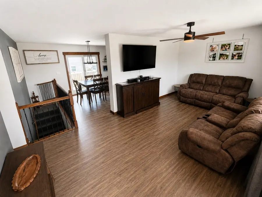 740 W 6th Street, Monticello, IA 52310 - #3