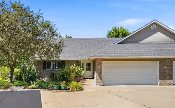 507 Washington Court #B, Mt Vernon, IA 52314