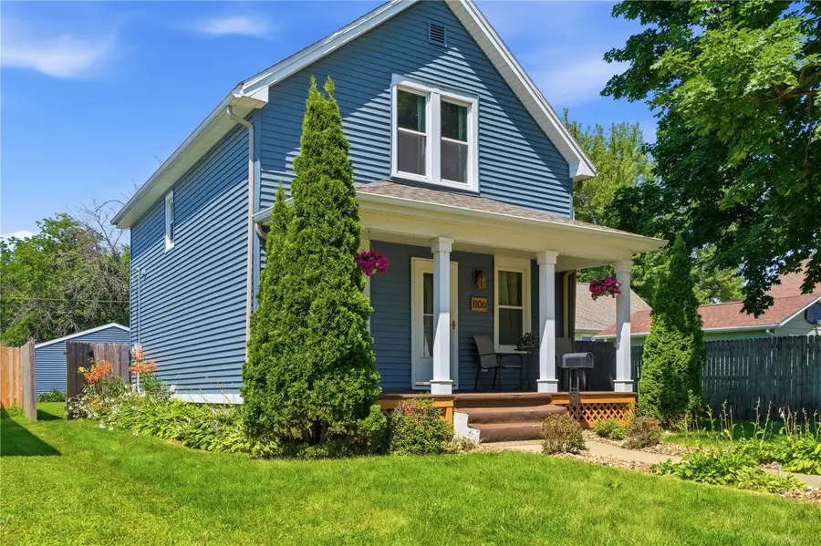 1106 J Avenue Nw, Cedar Rapids, IA 52405 - #2