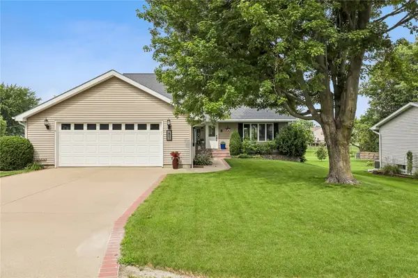 81 4th Avenue, Atkins, IA 52206