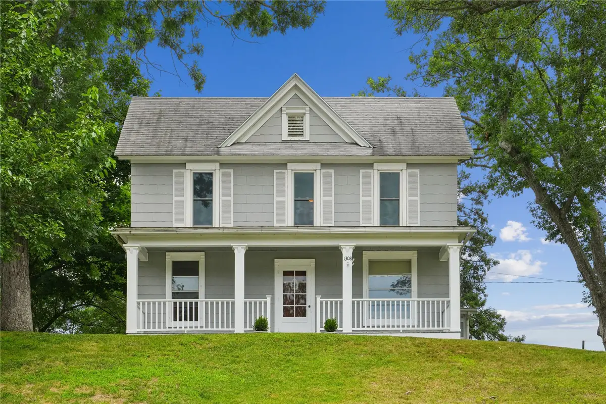 1308 Memorial Drive Se, Cedar Rapids, IA 52403 - #1