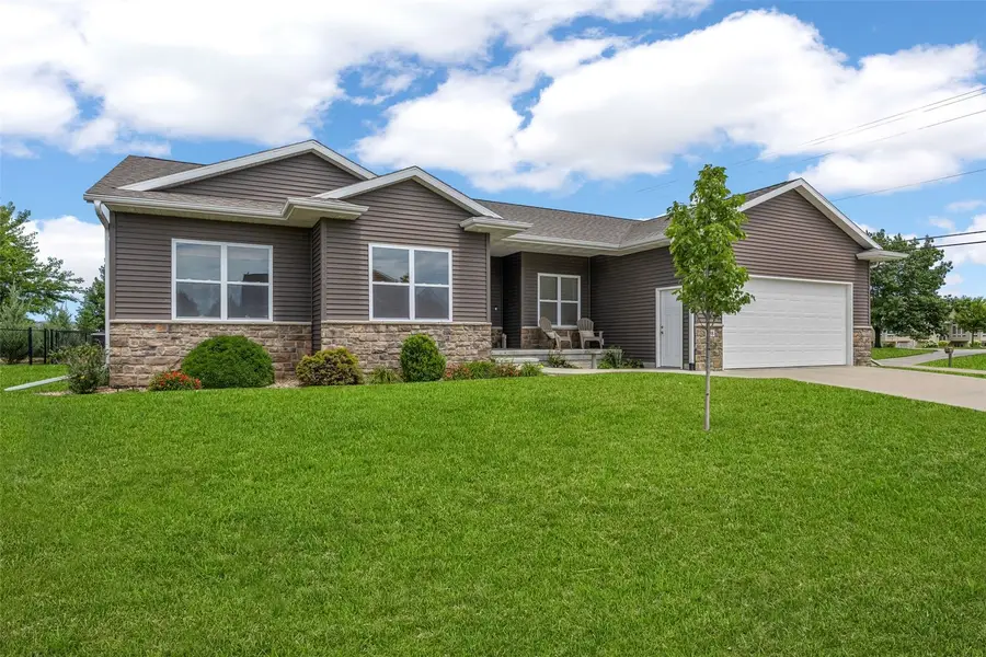 1698 Bridge Creek Ct, Marion, IA 52302 - #3