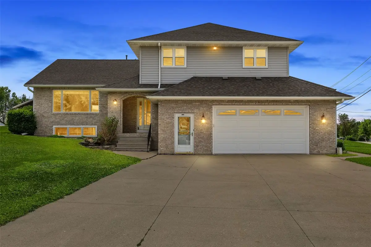 1370 Wiley Boulevard Nw, Cedar Rapids, IA 52405 - #1