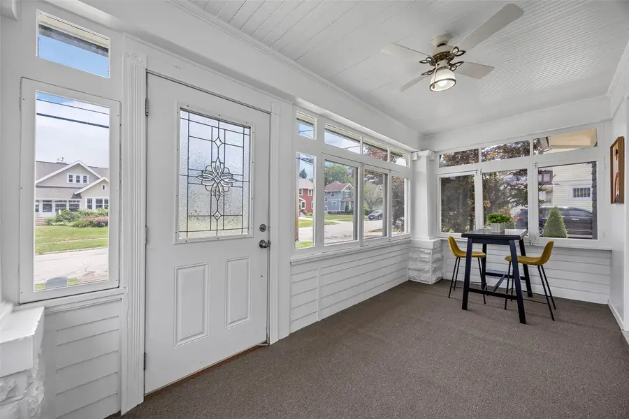 383 21st Street Se, Cedar Rapids, IA 52403 - #3