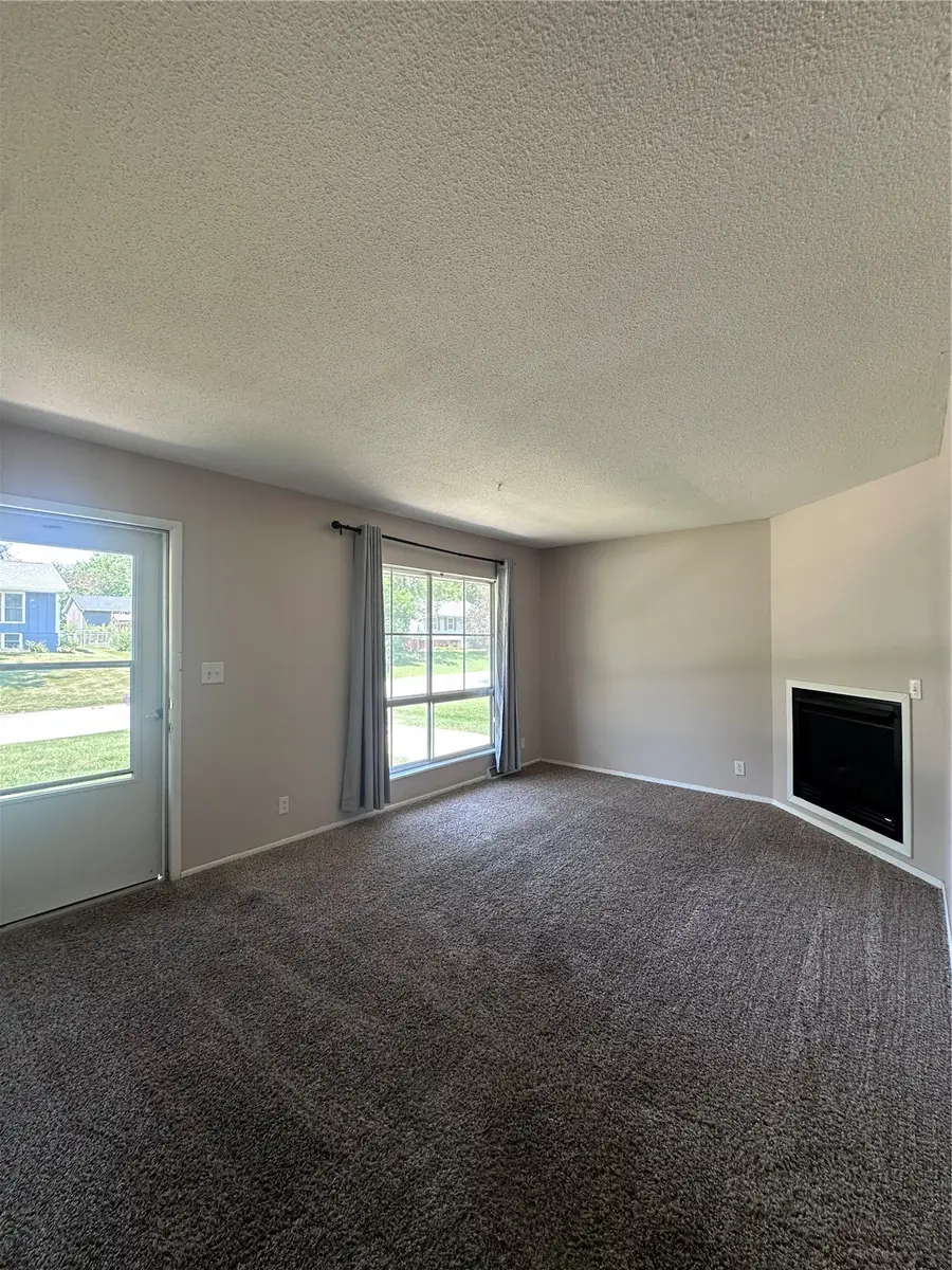 6520 Medford Lane Ne, Cedar Rapids, IA 52402 - #3