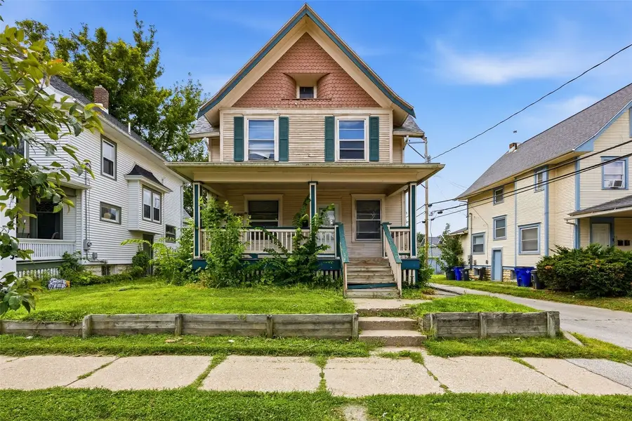 373 17th St Se, Cedar Rapids, IA 52403 - #2