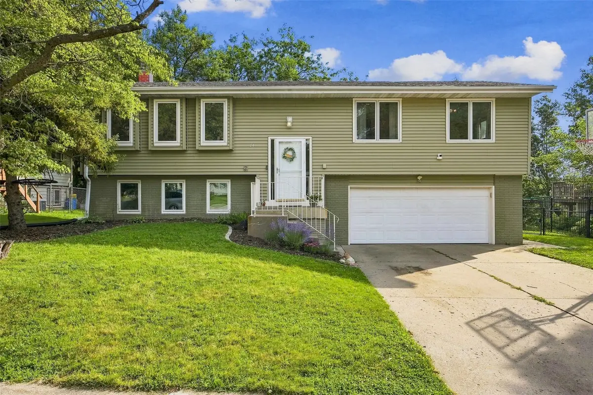 84 Amhurst St, Iowa City, IA 52245 - #1