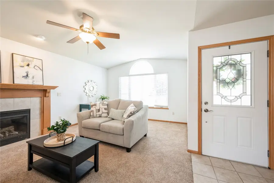 2622 Navajo Ave Sw, Cedar Rapids, IA 52404 - #3