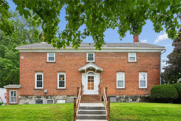 2726 K Street, Amana, IA 52203