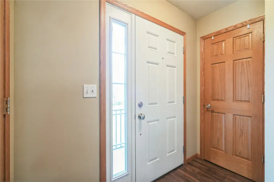 2208 49th St, Marion, IA 52302 - #3