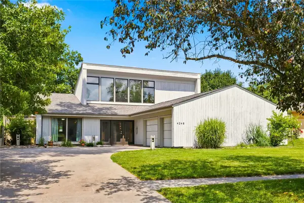 4248 Cottage Grove Parkway Se, Cedar Rapids, IA 52403