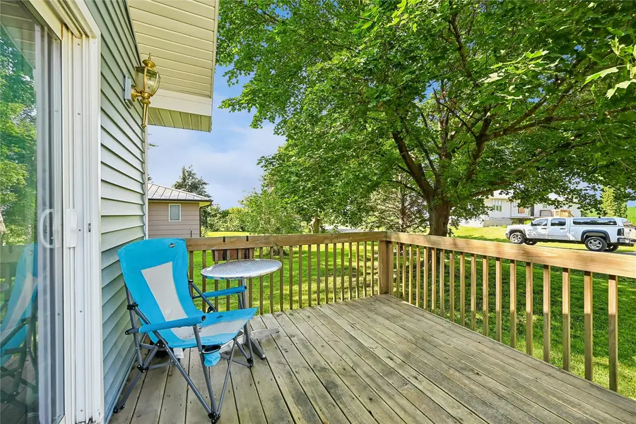 206 Apache Drive, Norway, IA 52318 - #3