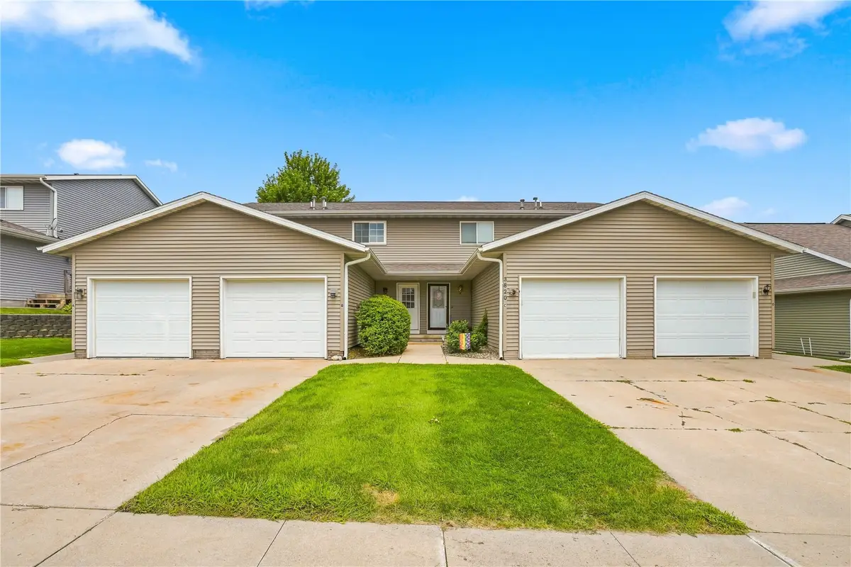 3820 Deer Valley Drive #B, Marion, IA 52302 - #1
