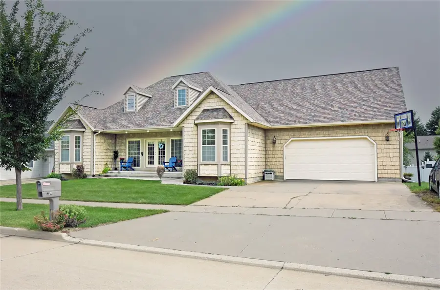 1340 7th Street Sw, Mount Vernon, IA 52314 - #2