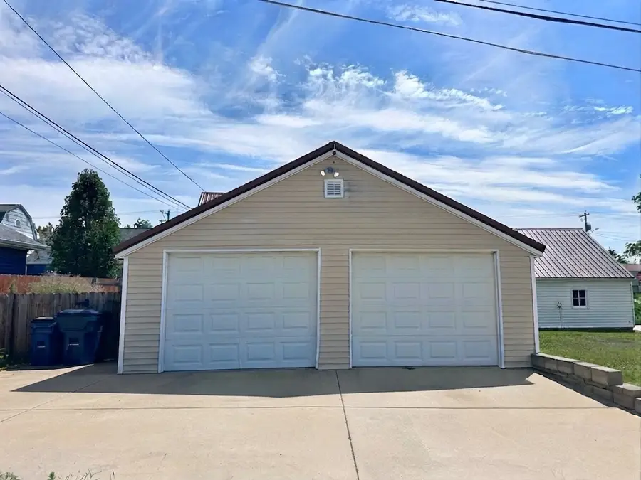 1922 9th Sw, Cedar Rapids, IA 52404 - #2