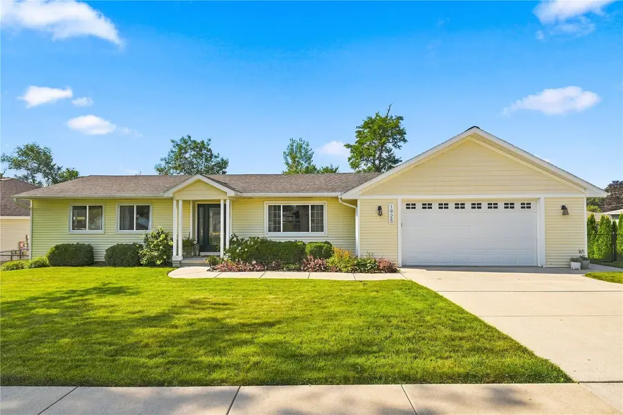 1925 Hidden Hollow Lane Nw, Cedar Rapids, IA 52405 - #3