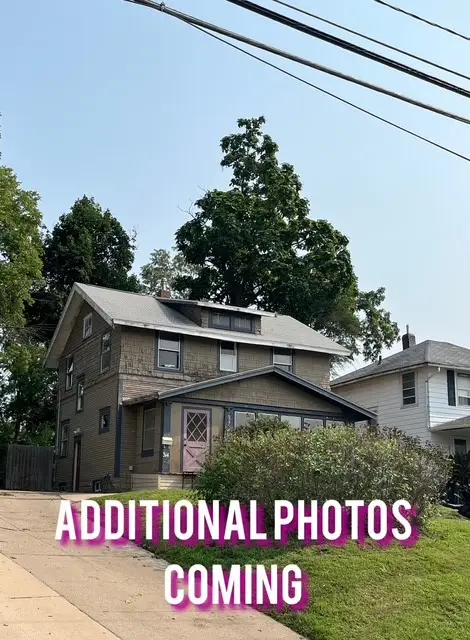 314 30th St Dr Se, Cedar Rapids, IA 52403