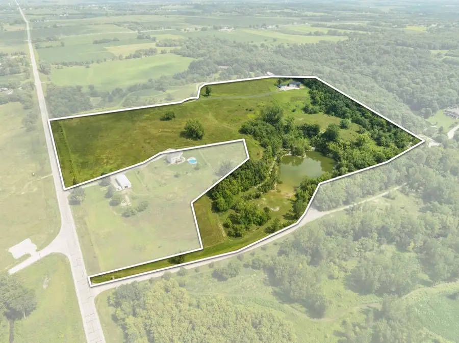 5710 32nd Avenue, Center Point, IA 52213 - #3