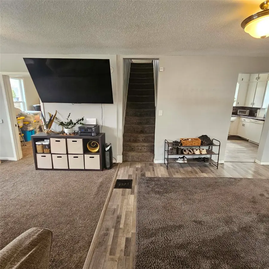319 NW 2nd Street, Oelwein, IA 50662 - #2