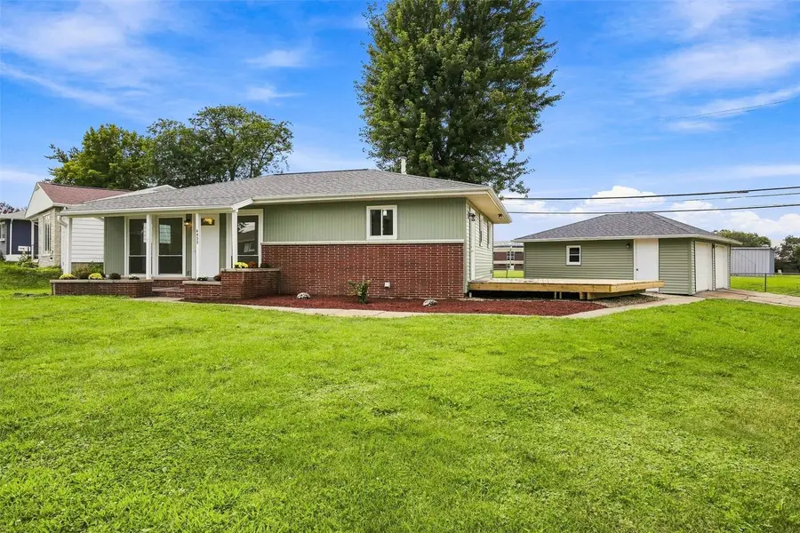 4432 Regal Avenue Ne, Cedar Rapids, IA 52402 - #3