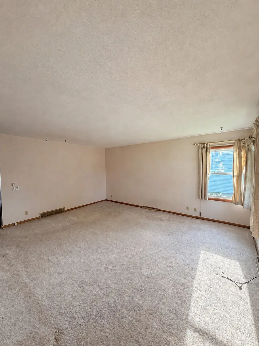 2565 23rd Avenue, Marion, IA 52302 - #3