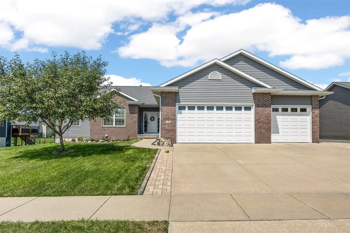440 Driftwood Lane, Fairfax, IA 52228 - #1