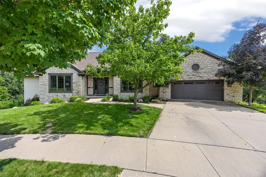 3205 Reston Court Ne, Cedar Rapids, IA 52402 - #3