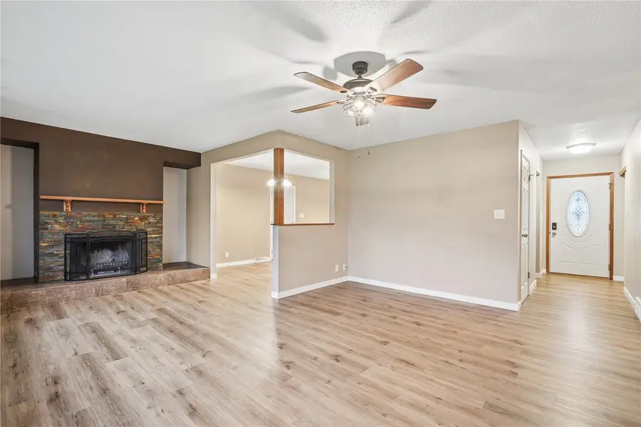 172 NW Sunrise, Cedar Rapids, IA 52405 - #3
