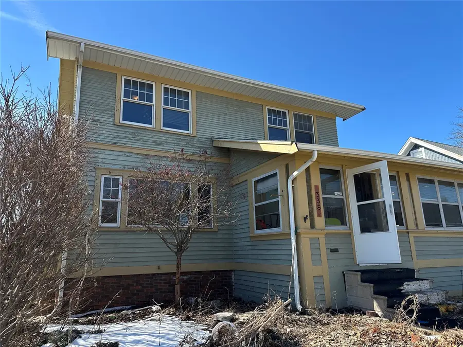 335 SE 19th Street, Cedar Rapids, IA 52403 - #3