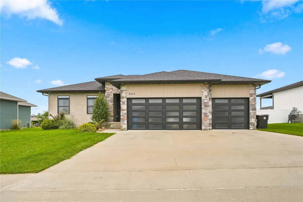 2013 Reese Road, Cedar Falls, IA 50613 - #1