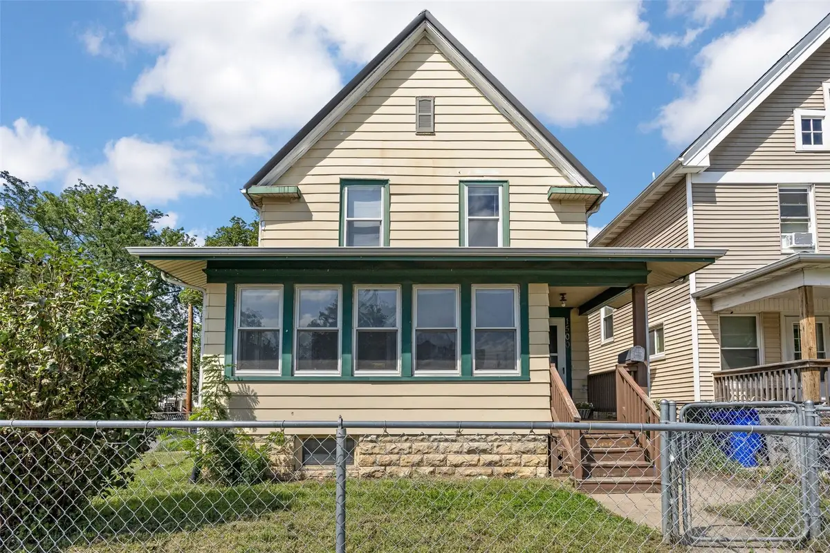 1500 Bever Avenue Se, Cedar Rapids, IA 52403 - #1