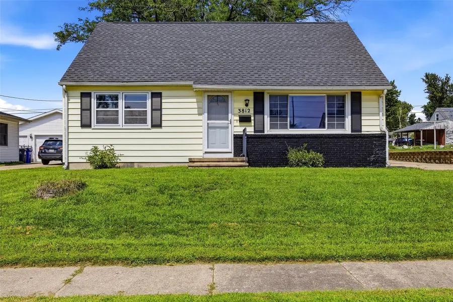 3812 Vine Avenue Se, Cedar Rapids, IA 52403 - #2
