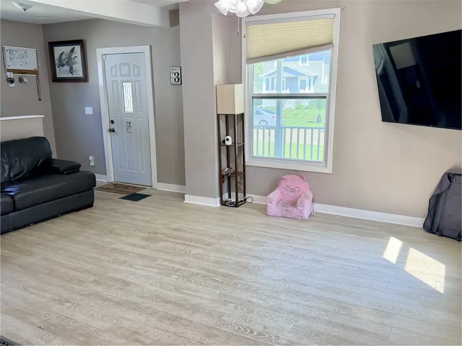 1133 C Avenue Nw, Cedar Rapids, IA 52405 - #3