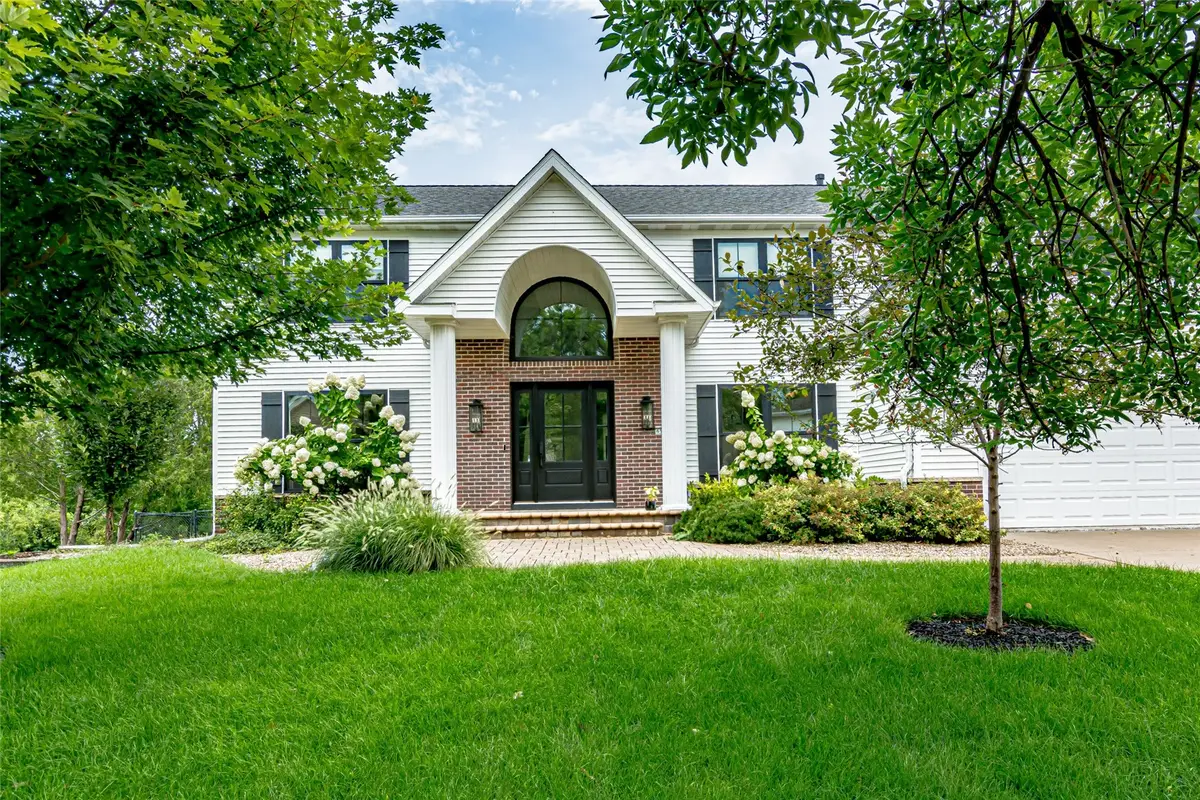 6949 Bowman Lane, Cedar Rapids, IA 52402 - #1